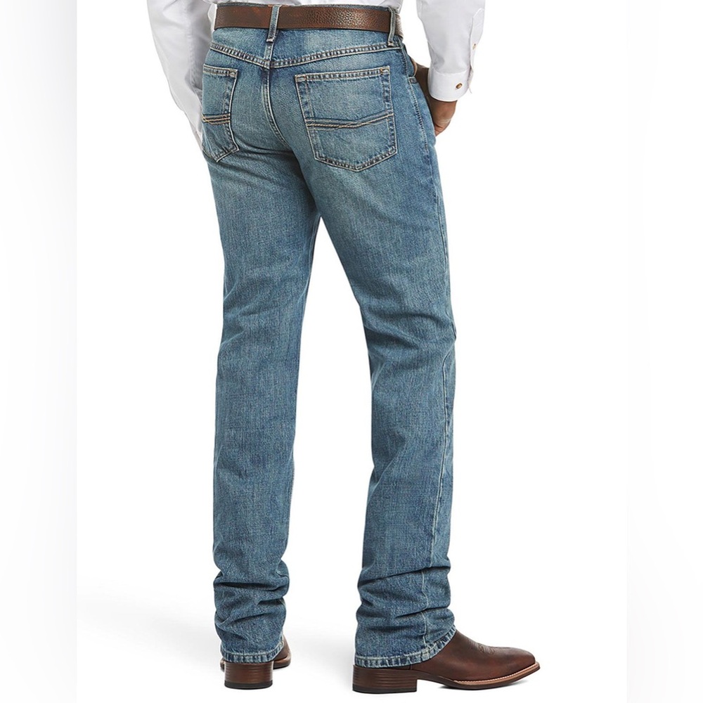 Ariat M2 relaxed men’s boot cut jeans 32/36 (laundered and heavy starch)